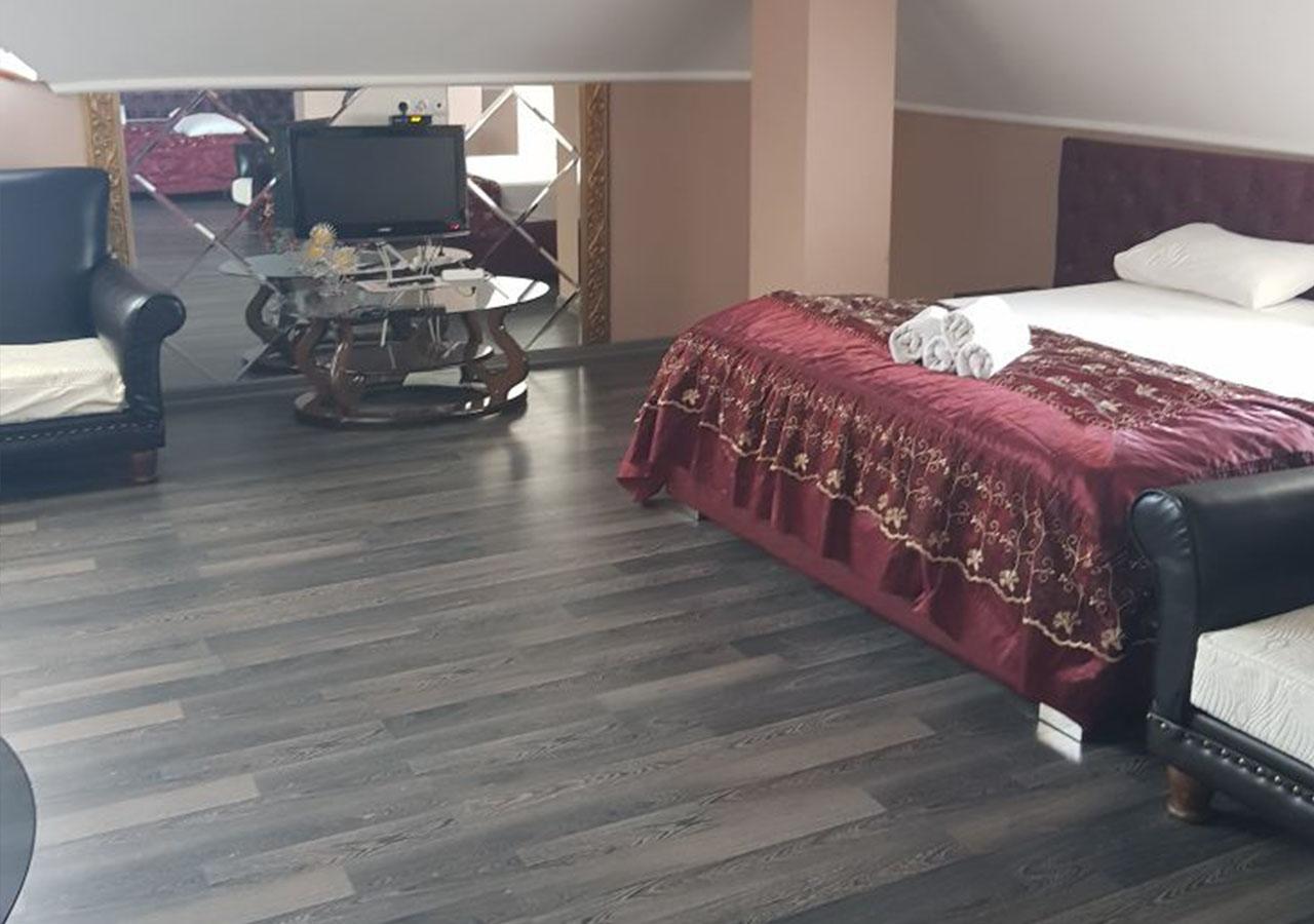 Emperum Nelson Hotel Chisinau Luaran gambar