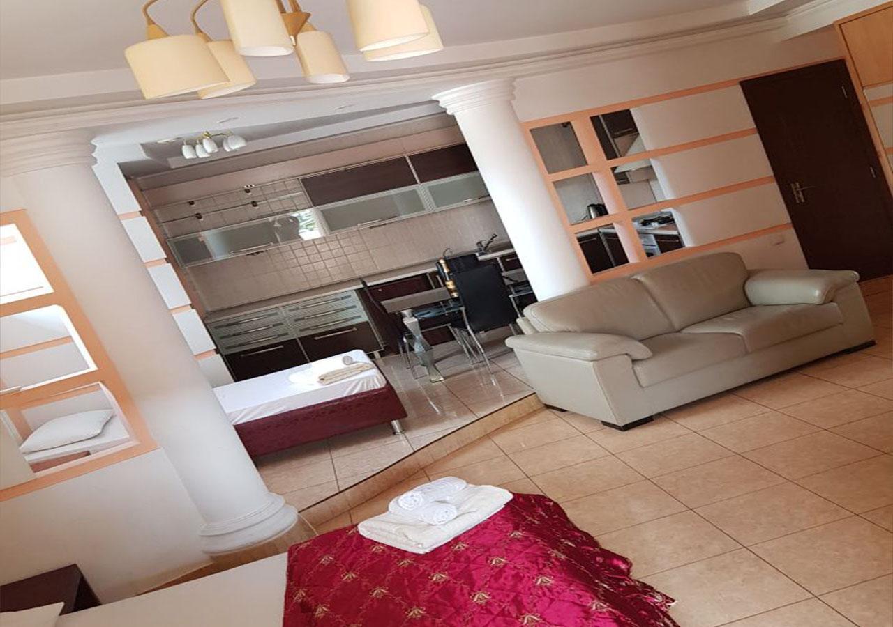 Emperum Nelson Hotel Chisinau Luaran gambar